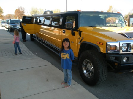 Kasen going on a limo ride